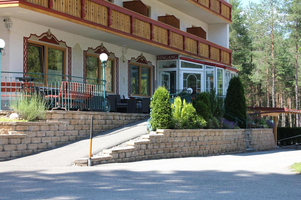 Hotel Garni Waldhof - Wohlfuehlen Am Lech Stanzach Extérieur photo