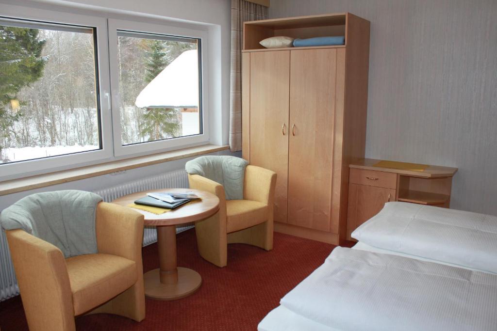 Hotel Garni Waldhof - Wohlfuehlen Am Lech Stanzach Chambre photo